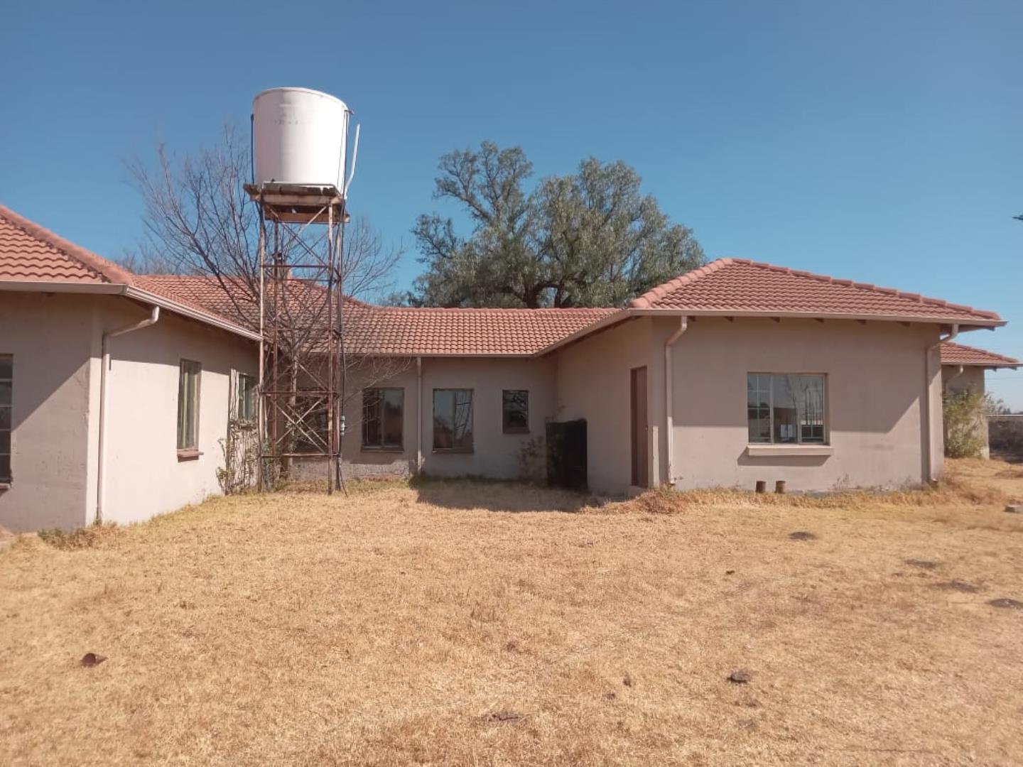 4 Bedroom Farm for Sale - Gauteng
