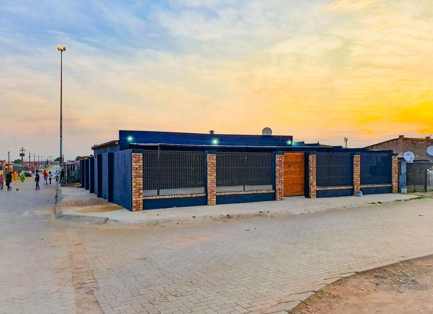 Commercial - Retail for Sale - Gauteng